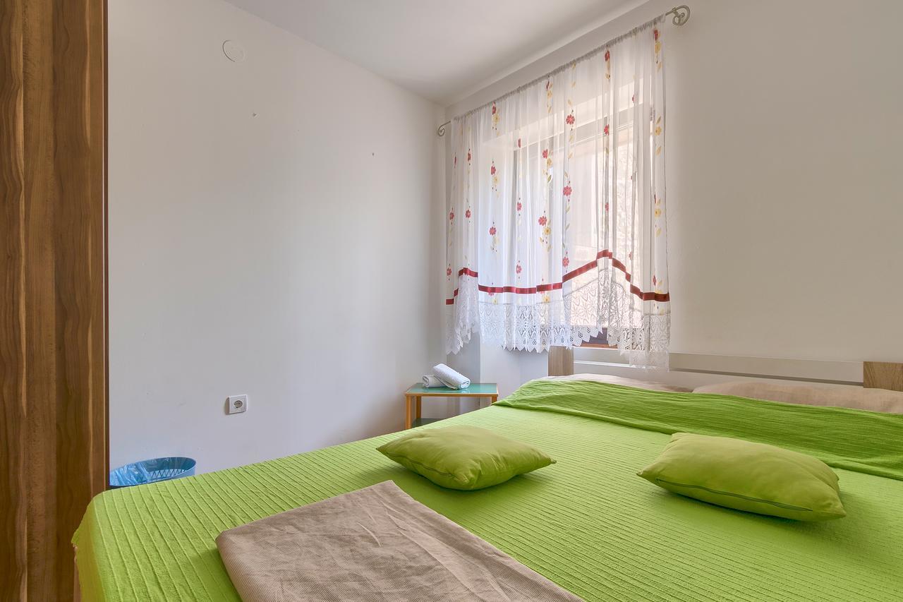 Hostel Pula Eksteriør billede